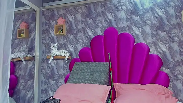 EMMAPARISS online show from 10-11-25, 11:55