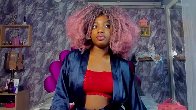 EMMAPARISS online show from 03-25-26, 12:04