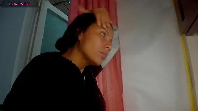 Nenita Hot  online show from 11-12-25, 06:56