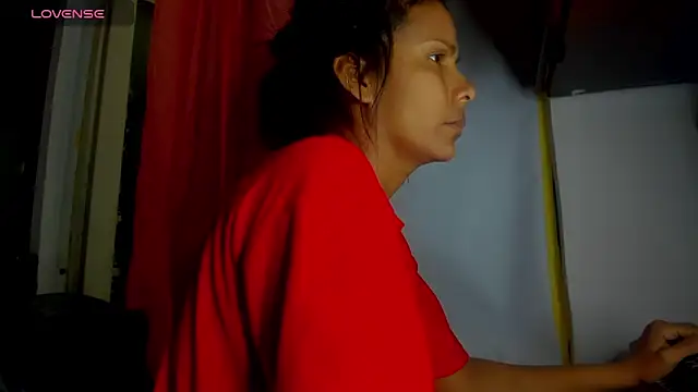 Nenita Hot  online show from 12-19-25, 02:08