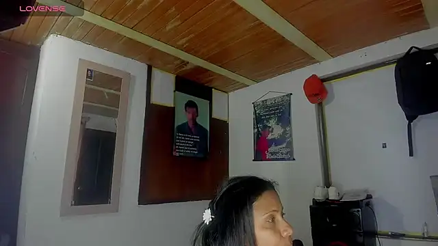 Nenita Hot  online show from 11-04-25, 11:30