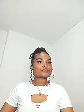 Snapshot of gianna_smith chatting on 02-22-26, 02:14 gianna smith online show from 02-22-26, 02:14