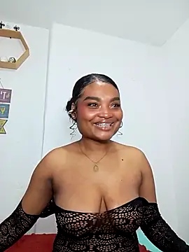 Snapshot of gianna_smith chatting on 02-06-26, 04:19 gianna smith online show from 02-06-26, 04:19