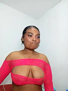 Snapshot of gianna_smith chatting on 02-05-26, 04:52 gianna smith online show from 02-05-26, 04:52