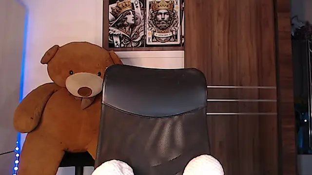 mistressbigcock777 online show from 03-19-26, 01:05