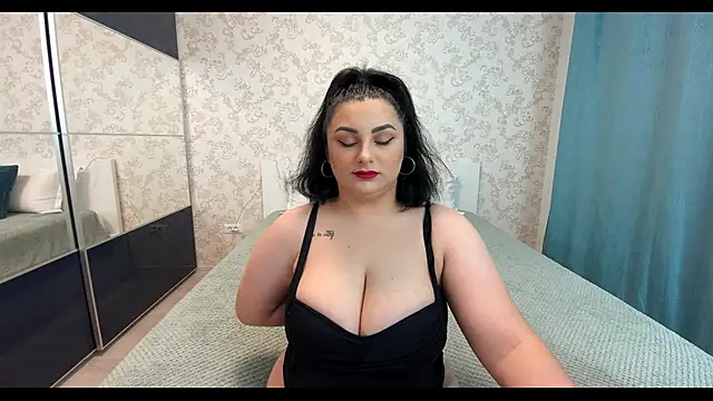 Playfullwoman online show from 12-17-25, 09:53