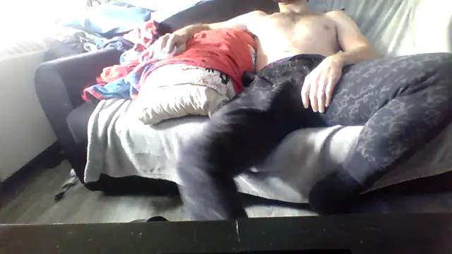 Snapshot of maccdaddy87 chatting on 09-18-25, 04:43 maccdaddy87 online show from 09-18-25, 04:43