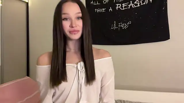 ur molly online show from 11-13-25, 04:44