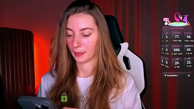 Snapshot of lady_curls chatting on 02-19-26, 12:07 lady curls online show from 02-19-26, 12:07