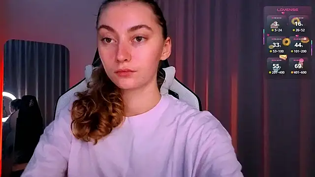 lady curls online show from 10-18-25, 10:34