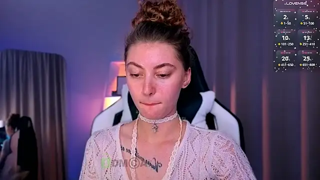 lady curls online show from 09-19-25, 07:07