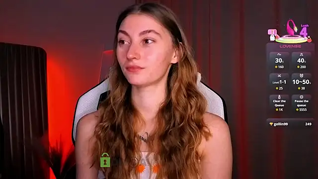 Snapshot of lady_curls chatting on 02-06-26, 11:45 lady curls online show from 02-06-26, 11:45