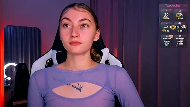 lady curls online show from 10-17-25, 10:11