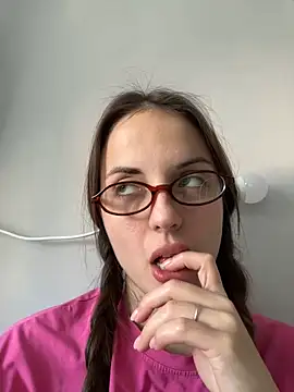 AmiLavs online show from 02-12-25, 11:18