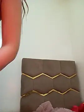 Snapshot of Nutella_Ar chatting on 01-12-25, 10:43 Nutella Ar online show from 01-12-25, 10:43