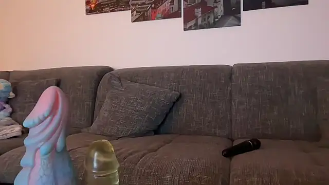 EmilyWi  online show from 09-17-25, 08:55