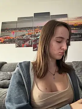 EmilyWi  online show from 11-14-25, 01:48