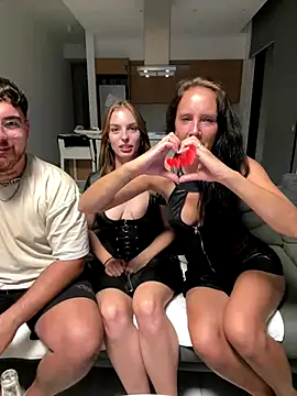 MrAndMrsSavage online show from 10-17-25, 06:10