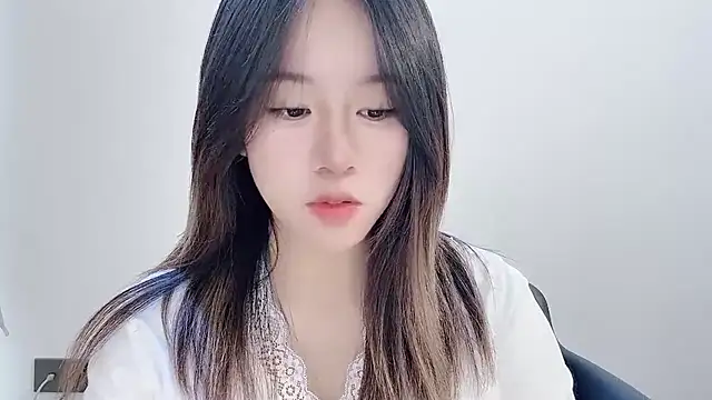 chloe-01 online show from 11-20-25, 03:51