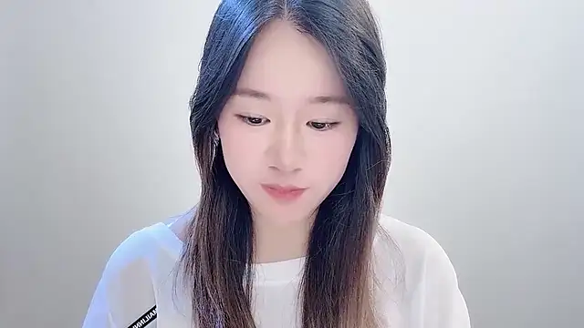 chloe-01 online show from 11-11-25, 04:07