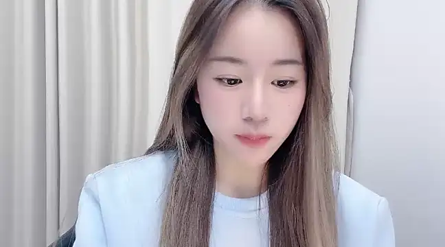 chloe-01 online show from 01-10-25, 01:09