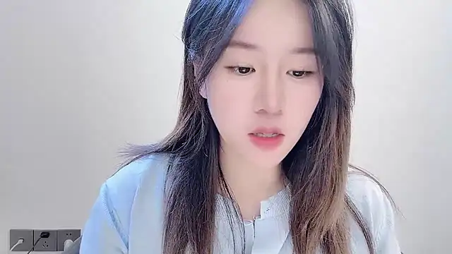 chloe-01 online show from 11-12-25, 04:05