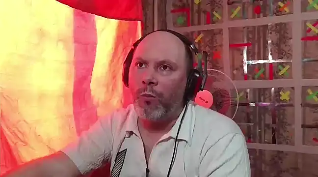 Snapshot of AgnichBan chatting on 03-14-25, 08:42 AgnichBan online show from 03-14-25, 08:42