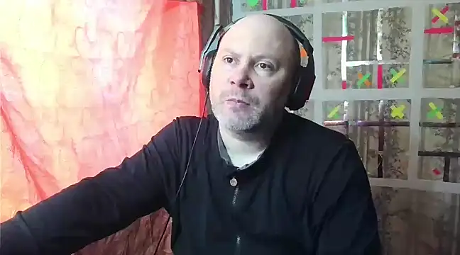 Snapshot of AgnichBan chatting on 02-16-25, 03:04 AgnichBan online show from 02-16-25, 03:04