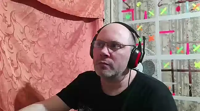 Snapshot of AgnichBan chatting on 03-05-25, 03:40 AgnichBan online show from 03-05-25, 03:40