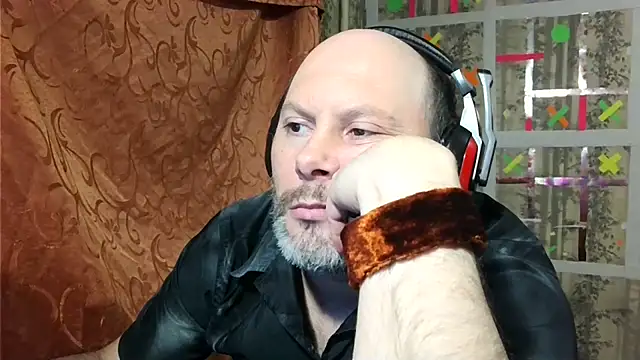 Snapshot of AgnichBan chatting on 01-21-25, 04:58 AgnichBan online show from 01-21-25, 04:58