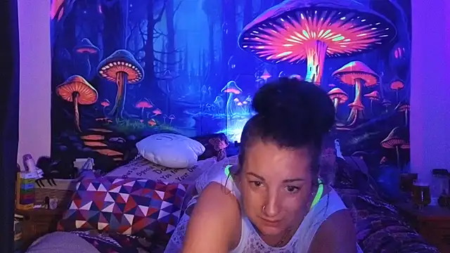 tattoomilf86 online show from 01-04-25, 07:55