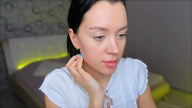 AlannaMiless online show from 01-20-25, 12:36