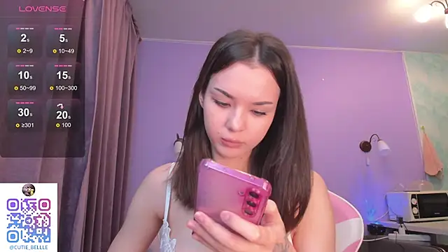 young belle  online show from 01-24-25, 08:32