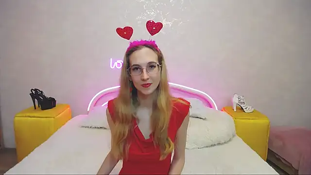 KlaryBrait online show from 02-14-25, 02:12