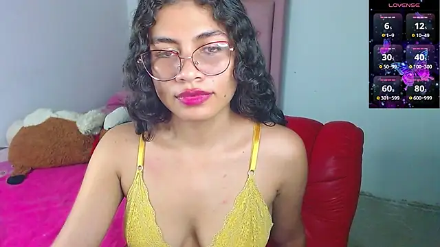Snapshot of Cynthia_hazel chatting on 03-21-25, 05:21 Cynthia hazel online show from 03-21-25, 05:21