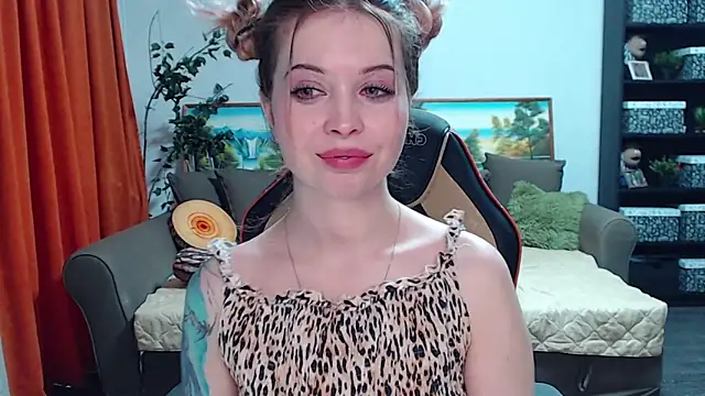 Snapshot of SYKE chatting on 12-02-24, 06:05 SYKE online show from 12-02-24, 06:05