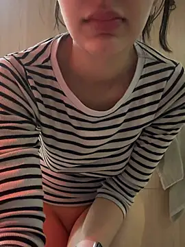 Snapshot of YeKaterinas chatting on 12-30-24, 03:02 YeKaterinas online show from 12-30-24, 03:02