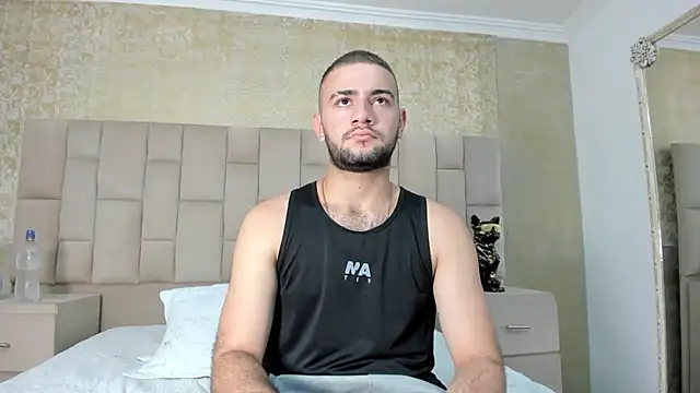 MaximusDick1  online show from 10-26-25, 04:24