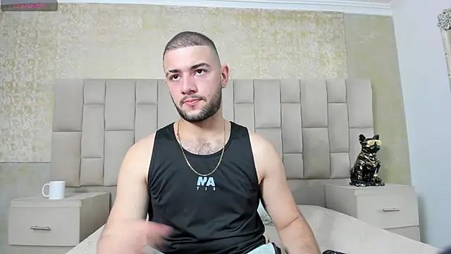 Snapshot of MaximusDick1_ chatting on 10-10-25, 03:29 MaximusDick1 online show from 10-10-25, 03:29
