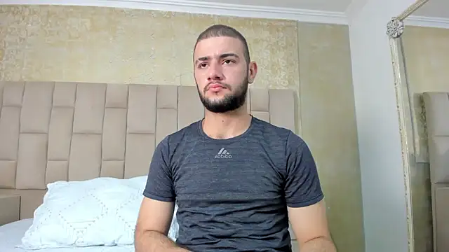 Snapshot of MaximusDick1_ chatting on 10-22-25, 02:55 MaximusDick1 online show from 10-22-25, 02:55