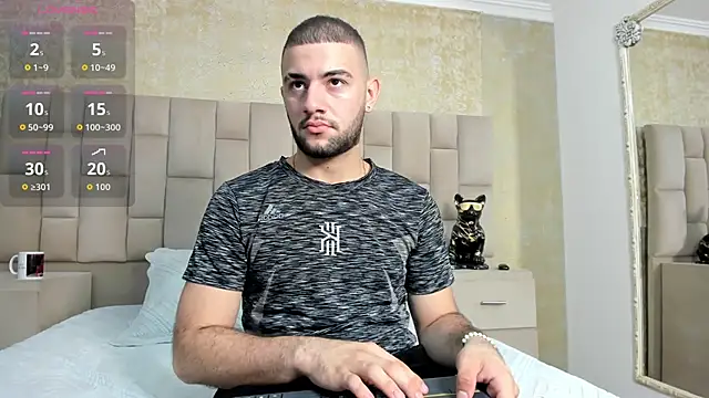 MaximusDick1  online show from 10-24-25, 04:22