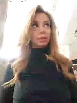 Snapshot of Gabriella_Hot_ chatting on 03-12-25, 05:13 Gabriella Hot online show from 03-12-25, 05:13