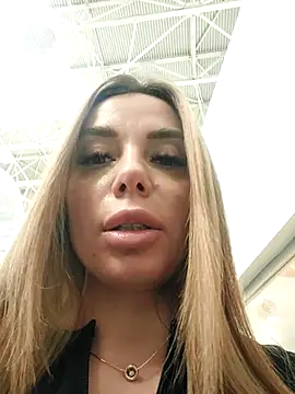 Snapshot of Gabriella_Hot_ chatting on 03-14-25, 05:16 Gabriella Hot online show from 03-14-25, 05:16