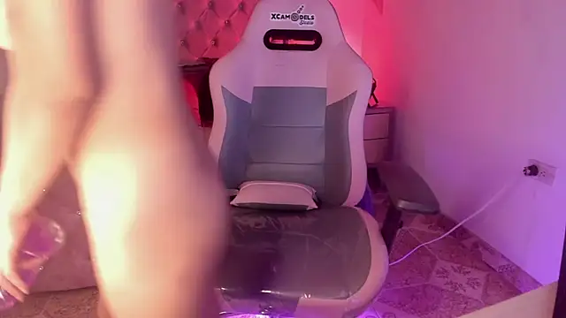 Snapshot of sofi_soft_ chatting on 02-15-25, 07:17 sofi soft  online show from 02-15-25, 07:17