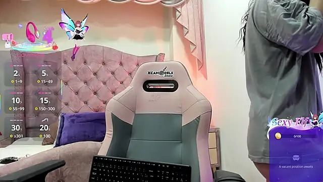 Snapshot of sofi_soft_ chatting on 03-06-25, 12:30 sofi soft  online show from 03-06-25, 12:30