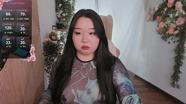 Snapshot of mei_honey_ chatting on 03-05-25, 02:45 mei honey  online show from 03-05-25, 02:45