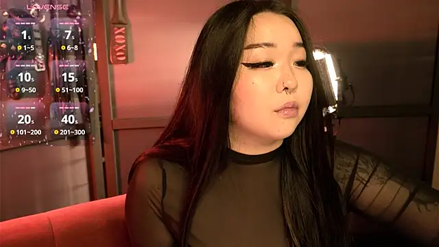 Snapshot of mei_honey_ chatting on 09-25-25, 09:54 mei honey  online show from 09-25-25, 09:54