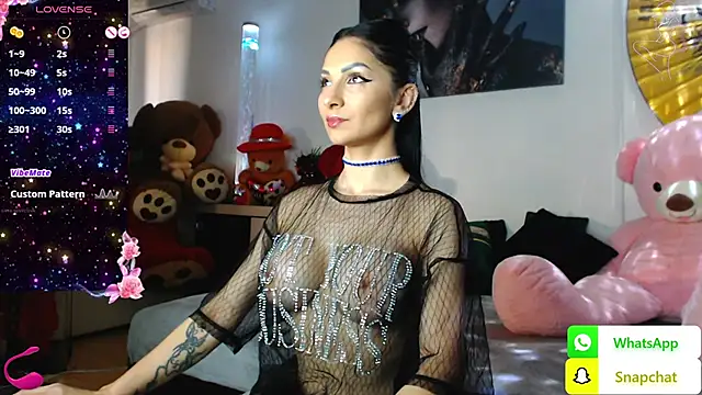 Snapshot of EvelynAisha chatting on 02-14-25, 12:57 EvelynAisha online show from 02-14-25, 12:57