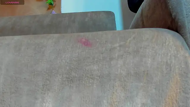 adhara hotter online show from 10-28-25, 07:46