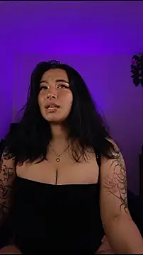 Pauilina online show from 04-28-26, 05:39